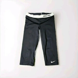 Nike Pro Women's Size M Leggings Capri Pants  Black Nylon Pull On